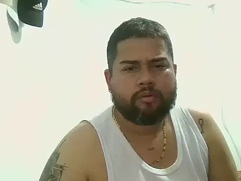 Snapshot of GABRIELGARCIA1313 chatting on February 2, 2026, 2:32 am GABRIELGARCIA1313 online show from February 2, 2026, 2:32 am