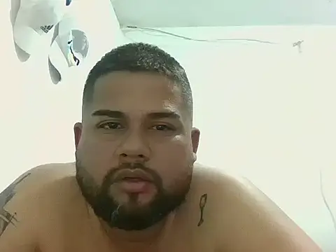 Snapshot of GABRIELGARCIA1313 chatting on January 17, 2026, 11:30 pm GABRIELGARCIA1313 online show from January 17, 2026, 11:30 pm