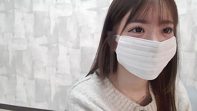 LOVE MOMO LOVE online show from November 2, 2025, 11:37 am