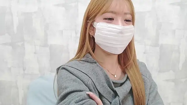 Snapshot of LOVE_MOMO_LOVE chatting on March 21, 2026, 11:14 am LOVE MOMO LOVE online show from March 21, 2026, 11:14 am