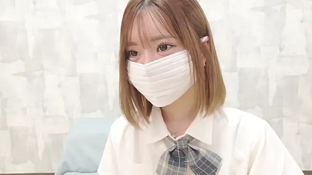 LOVE MOMO LOVE online show from June 28, 2026, 11:27 am