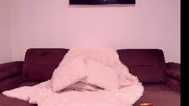 Snapshot of GiGi_GoodGirll chatting on May 6, 2026, 1:59 pm GiGi GoodGirll online show from May 6, 2026, 1:59 pm