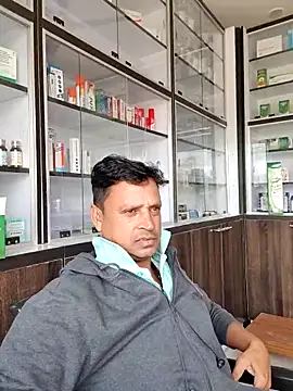 Raj1043 online show from November 24, 2025, 5:18 am