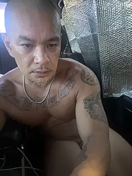 EatMyCake831 online show from October 28, 2025, 6:40 pm