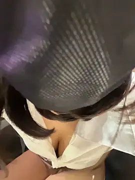 Snapshot of syy9999 chatting on March 10, 2025, 6:34 pm syy9999 online show from March 10, 2025, 6:34 pm