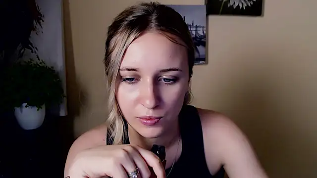  Nicole new online show from June 7, 2026, 10:31 am