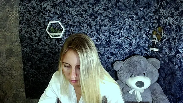 Snapshot of _Nicole_new chatting on August 1, 2026, 6:55 am Nicole new online show from August 1, 2026, 6:55 am