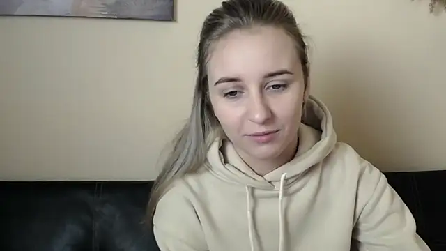 Snapshot of _Nicole_new chatting on November 12, 2025, 9:13 am Nicole new online show from November 12, 2025, 9:13 am