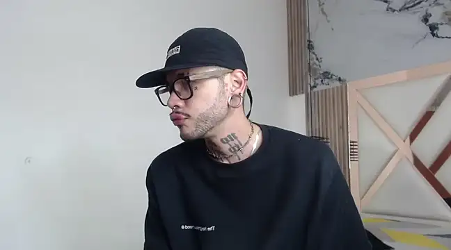 Snapshot of MurdockH chatting on March 18, 2025, 8:28 am MurdockH online show from March 18, 2025, 8:28 am