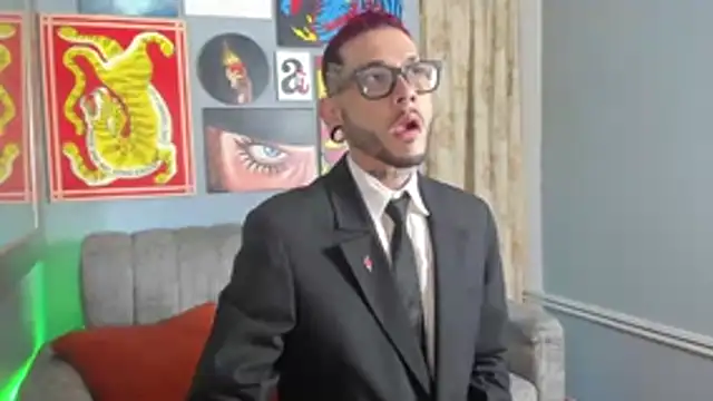 Snapshot of MurdockH chatting on November 8, 2025, 4:05 am MurdockH online show from November 8, 2025, 4:05 am