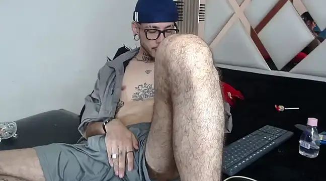 Snapshot of MurdockH chatting on February 21, 2025, 5:13 am MurdockH online show from February 21, 2025, 5:13 am