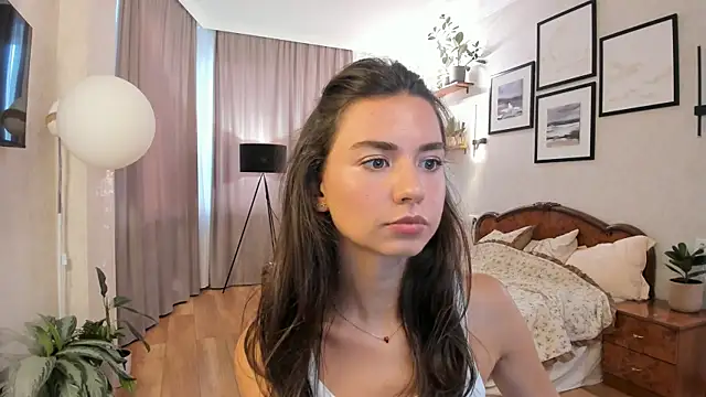 Snapshot of NicoleLuv chatting on July 29, 2026, 5:23 pm NicoleLuv online show from July 29, 2026, 5:23 pm