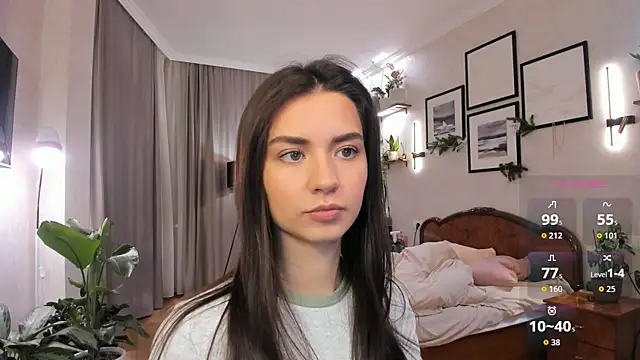 NicoleLuv online show from January 18, 2026, 5:16 pm