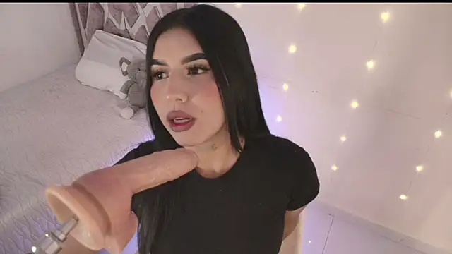 Snapshot of sweety_mariann1 chatting on February 13, 2026, 9:15 pm sweety mariann1 online show from February 13, 2026, 9:15 pm