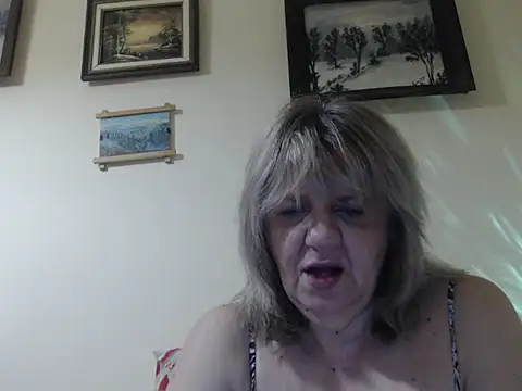 Snapshot of sweet_cats_bg chatting on March 16, 2025, 5:17 pm sweet cats bg online show from March 16, 2025, 5:17 pm