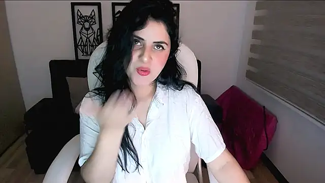 Snapshot of _luciana_18 chatting on December 11, 2024, 11:32 pm luciana 18 online show from December 11, 2024, 11:32 pm