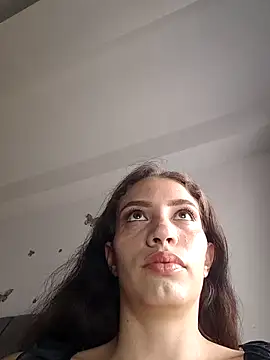 Snapshot of aurelialux chatting on September 19, 2025, 9:41 pm aurelialux online show from September 19, 2025, 9:41 pm