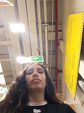 Snapshot of aurelialux chatting on September 12, 2025, 10:09 pm aurelialux online show from September 12, 2025, 10:09 pm