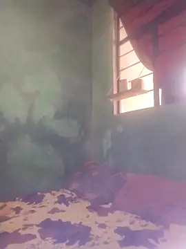 Snapshot of Tapatioint301 chatting on October 18, 2025, 7:27 pm Tapatioint301 online show from October 18, 2025, 7:27 pm