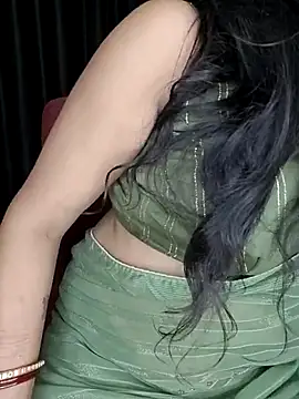 Snapshot of kaamuk_shweta chatting on October 16, 2025, 5:10 pm kaamuk shweta online show from October 16, 2025, 5:10 pm