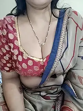 Snapshot of kaamuk_shweta chatting on December 2, 2025, 5:58 pm kaamuk shweta online show from December 2, 2025, 5:58 pm