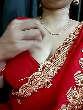 Snapshot of kaamuk_shweta chatting on October 21, 2025, 6:40 pm kaamuk shweta online show from October 21, 2025, 6:40 pm