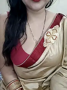 Snapshot of kaamuk_shweta chatting on December 5, 2025, 6:06 pm kaamuk shweta online show from December 5, 2025, 6:06 pm