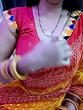 Snapshot of kaamuk_shweta chatting on October 28, 2025, 5:01 pm kaamuk shweta online show from October 28, 2025, 5:01 pm