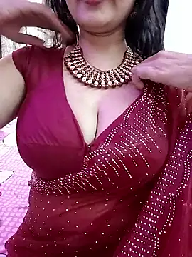 Snapshot of kaamuk_shweta chatting on October 23, 2025, 4:00 am kaamuk shweta online show from October 23, 2025, 4:00 am