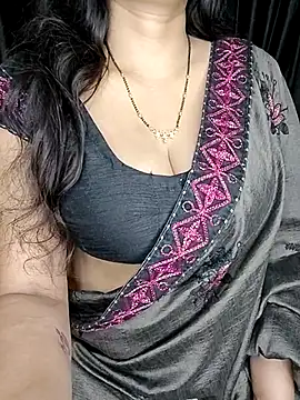 Snapshot of kaamuk_shweta chatting on November 24, 2025, 11:27 pm kaamuk shweta online show from November 24, 2025, 11:27 pm