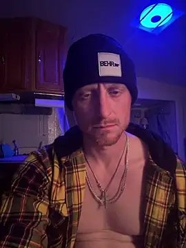 Snapshot of bigred0808 chatting on April 22, 2026, 4:30 am bigred0808 online show from April 22, 2026, 4:30 am