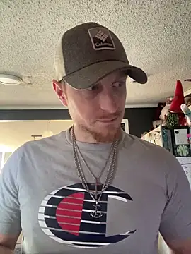 Snapshot of bigred0808 chatting on February 24, 2026, 1:23 pm bigred0808 online show from February 24, 2026, 1:23 pm