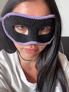 Sarettamiss online show from February 18, 2025, 2:06 pm