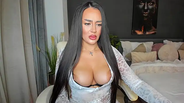 Sonia  Rey online show from March 11, 2026, 3:22 am