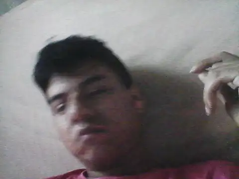 Snapshot of smalldiickxx chatting on June 5, 2026, 4:13 pm smalldiickxx online show from June 5, 2026, 4:13 pm