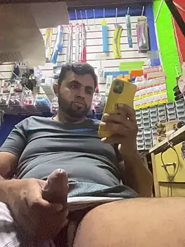 Sheik z o online show from February 9, 2026, 9:35 pm