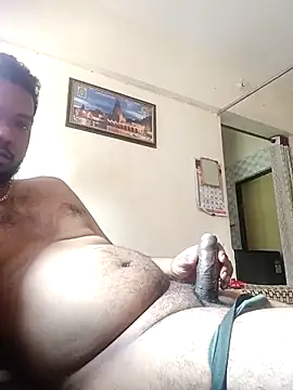 Snapshot of Mmm992170 chatting on October 18, 2025, 7:10 am Mmm992170 online show from October 18, 2025, 7:10 am