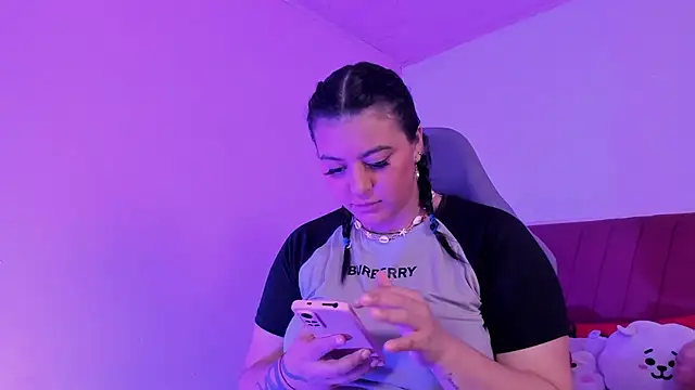 Snapshot of LorenaStevens chatting on February 1, 2026, 2:26 pm LorenaStevens online show from February 1, 2026, 2:26 pm