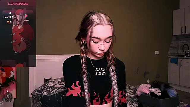 Kimiko   online show from October 25, 2025, 11:42 am