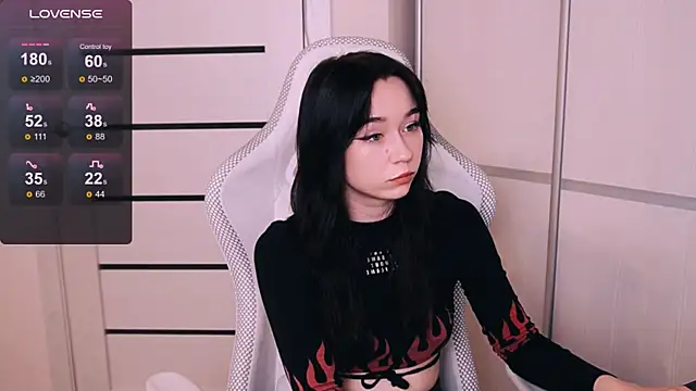 Snapshot of Kimiko__ chatting on June 23, 2026, 2:26 pm Kimiko online show from June 23, 2026, 2:26 pm