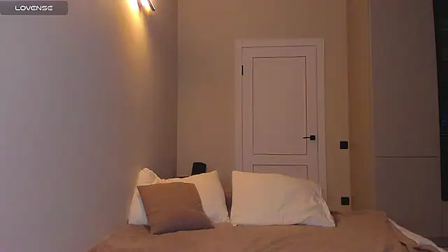 pretty girlnextdoor online show from December 4, 2024, 8:45 pm