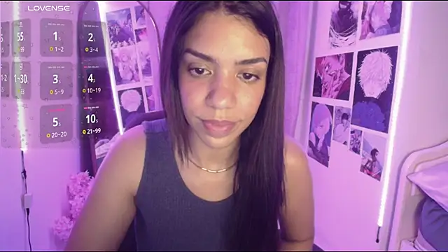 Snapshot of -Naomyy- chatting on February 8, 2025, 2:47 am -Naomyy- online show from February 8, 2025, 2:47 am