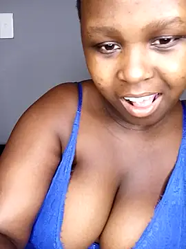 Snapshot of Dark_Berry_26 chatting on February 19, 2026, 8:50 pm Dark Berry 26 online show from February 19, 2026, 8:50 pm