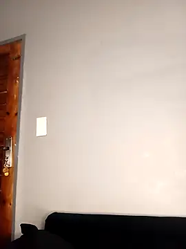 Snapshot of Dark_Berry_26 chatting on February 23, 2026, 12:12 am Dark Berry 26 online show from February 23, 2026, 12:12 am