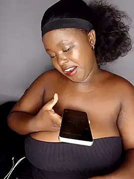 Snapshot of Dark_Berry_26 chatting on April 2, 2026, 5:36 am Dark Berry 26 online show from April 2, 2026, 5:36 am