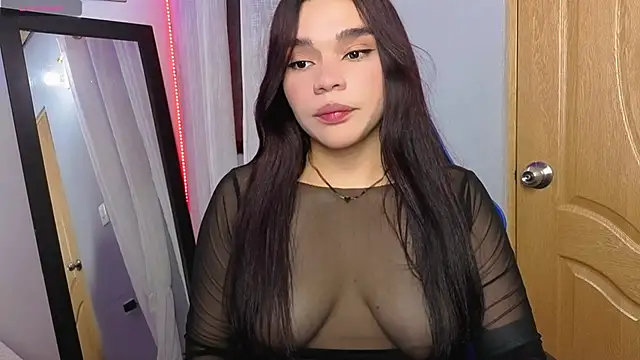 Snapshot of Veronica_111 chatting on June 8, 2026, 3:51 am Veronica 111 online show from June 8, 2026, 3:51 am