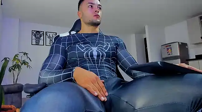 alexander collin02 online show from January 28, 2025, 12:54 pm