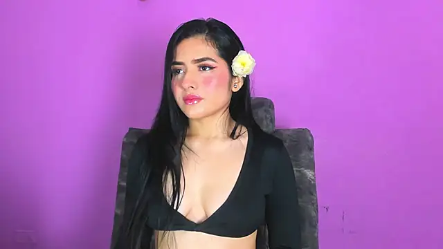 adara johnson   online show from February 17, 2025, 11:44 am