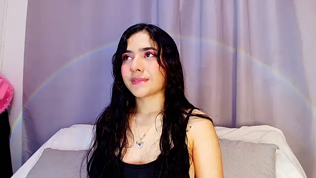 adara johnson   online show from October 23, 2025, 11:42 am