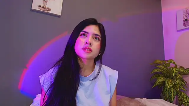 Snapshot of adara_johnson__ chatting on May 31, 2026, 11:49 am adara johnson online show from May 31, 2026, 11:49 am